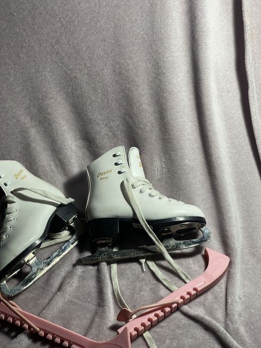 Фигурные коньки Graf Davis Gold