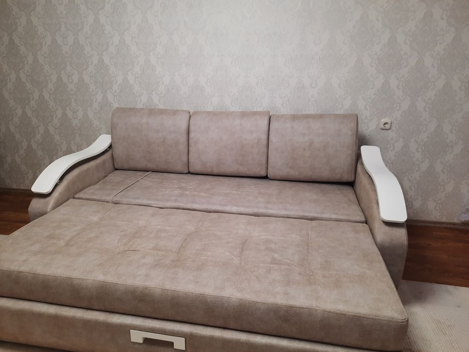 Диван сатылады.Продается диван