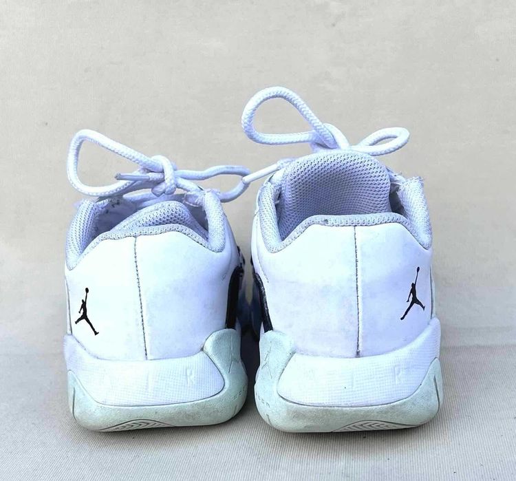 Air Jordan 11 CMFT Low "Concord" Sneakers Alb Negru Piele Nr.36