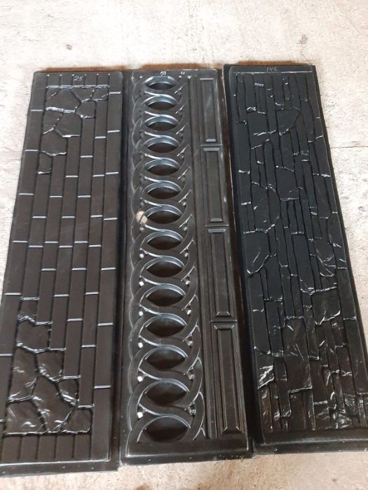 Matrițe pentru garduri si stalpi din beton. Fabricate din ABS