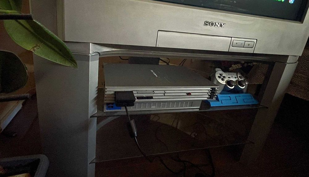 Set retro gaming Sony Trinitron CRT 29" + PlayStation 2 SCPH-50004 modat HDD