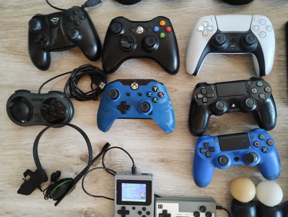 РАЗЧИСТВАНЕ ЛОТ от аксесоари за PlayStation Nintendo Xbox и други