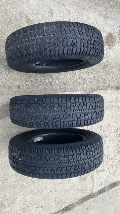 205/70/16 Нивага покришка