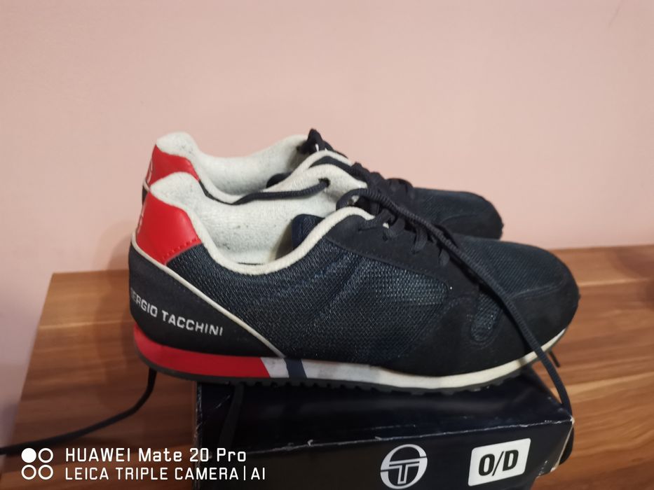 Vând adidași Sergio Tacchini
