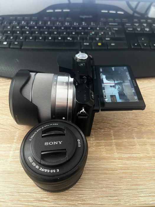Sony NEX-3N cu 2 Obiective 18-55 si 16-50