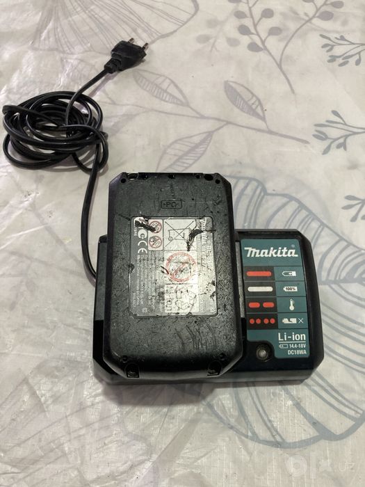 Metabo i Makita зарядишник