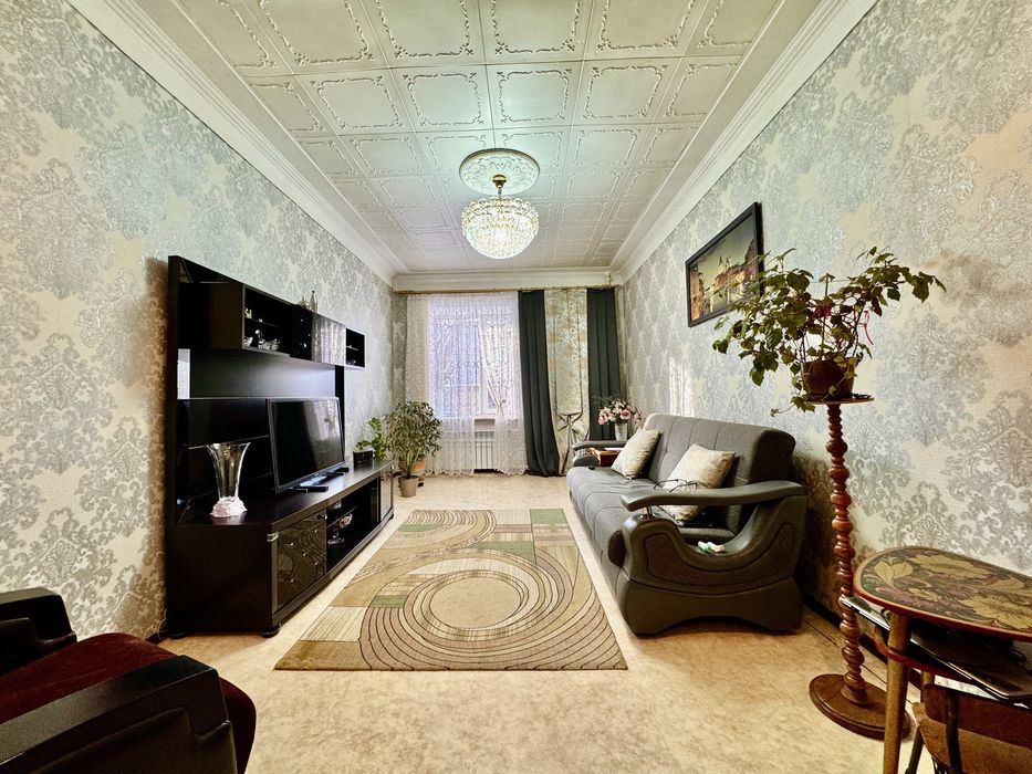 3-комнатная квартира по ул.Алалыкина, 1