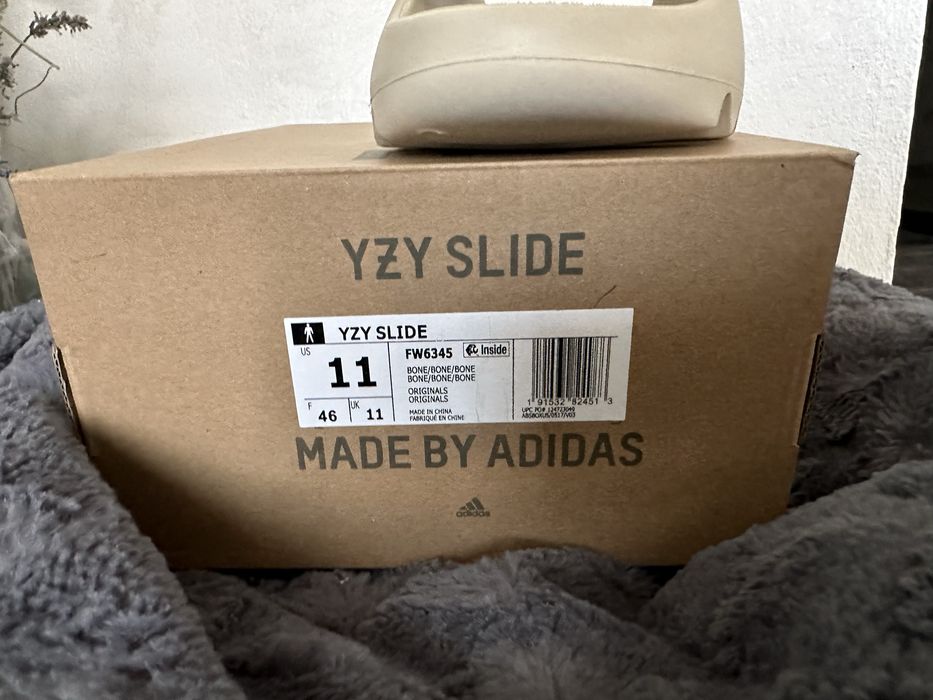 Adidas Yeezy Slide Bone