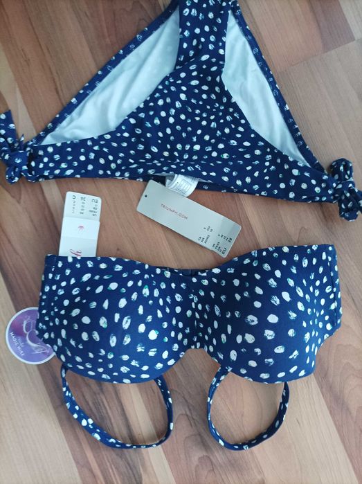 Triumph/Twin set  36C нов бански и сутиен от две части