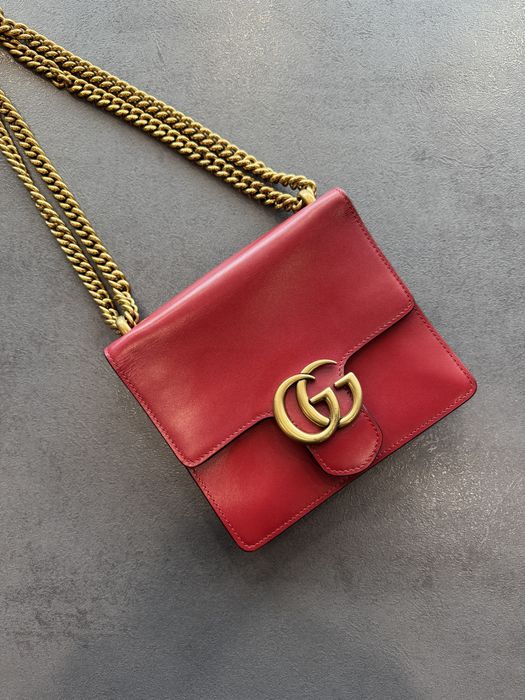 Дамка чанта Guccu / GG Marmont