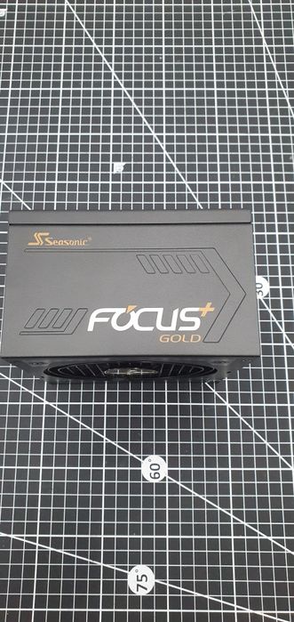 Sursa Seasonic Focus Plus 650 Gold, Full Modulara, 650 W,, Premium Hybrid Fan Control
