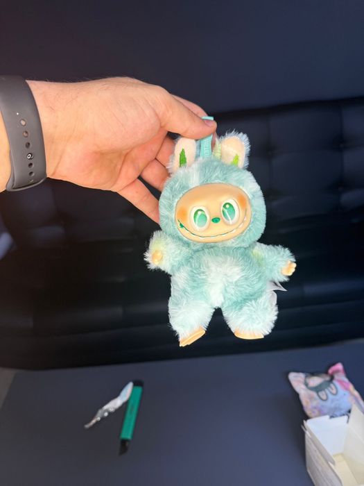 Labubu original pop mart