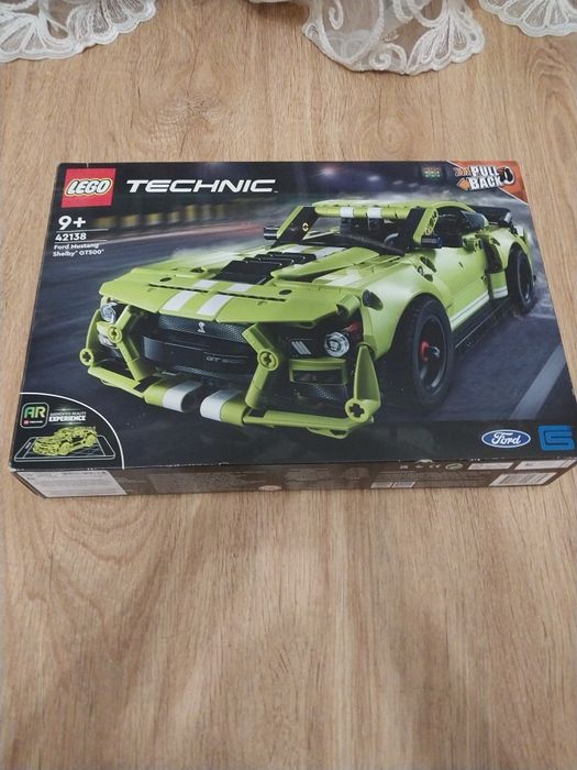 LEGO TECHNIC PULL BACK Ford Mustang Shelby GT500