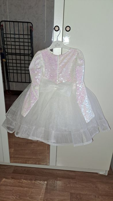 Продам Платье нарядное