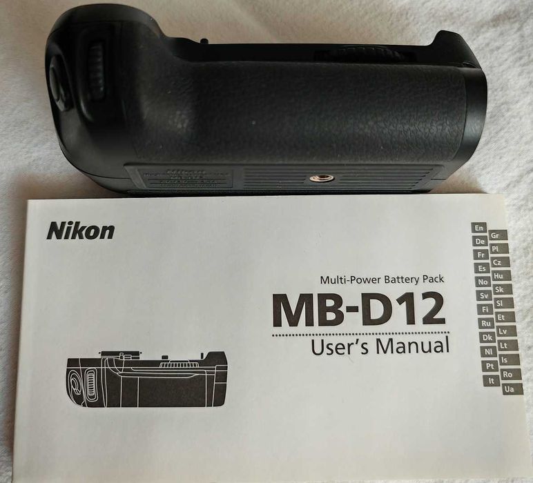 Vand Grip Nikon D800, D800E, D810 - IMPECABIL