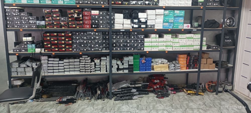 Assalomu alekum moto va skuterga zapchastlar bor boshqa elonlarimi bor