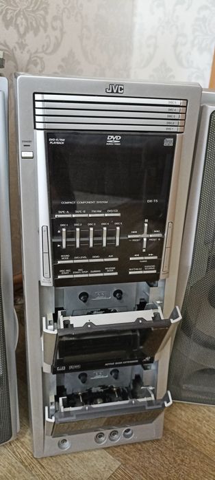 Музыкальный центр JVC