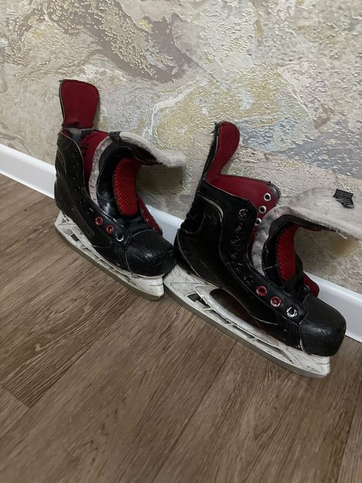 Продам коньки размер 37