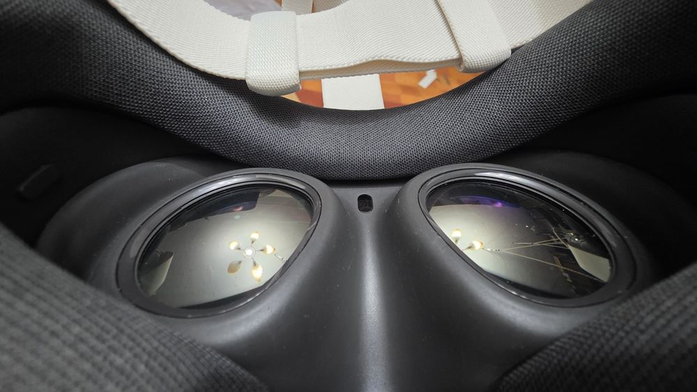 Meta Quest 3 512 GB + BOBOVR M3 + кабель