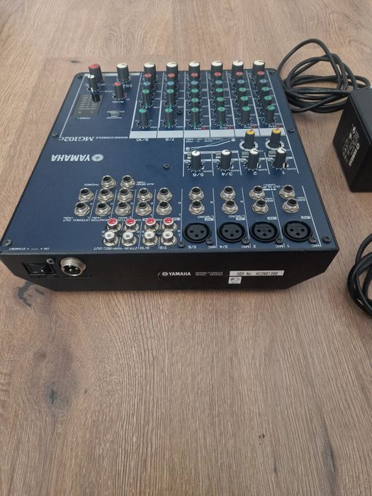 Mixer yamaha mg 102c