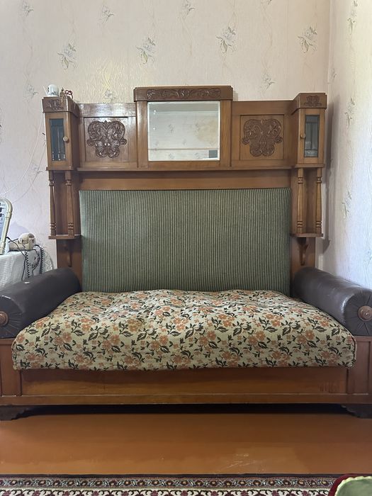 Диван советский, в хорошем состоянии