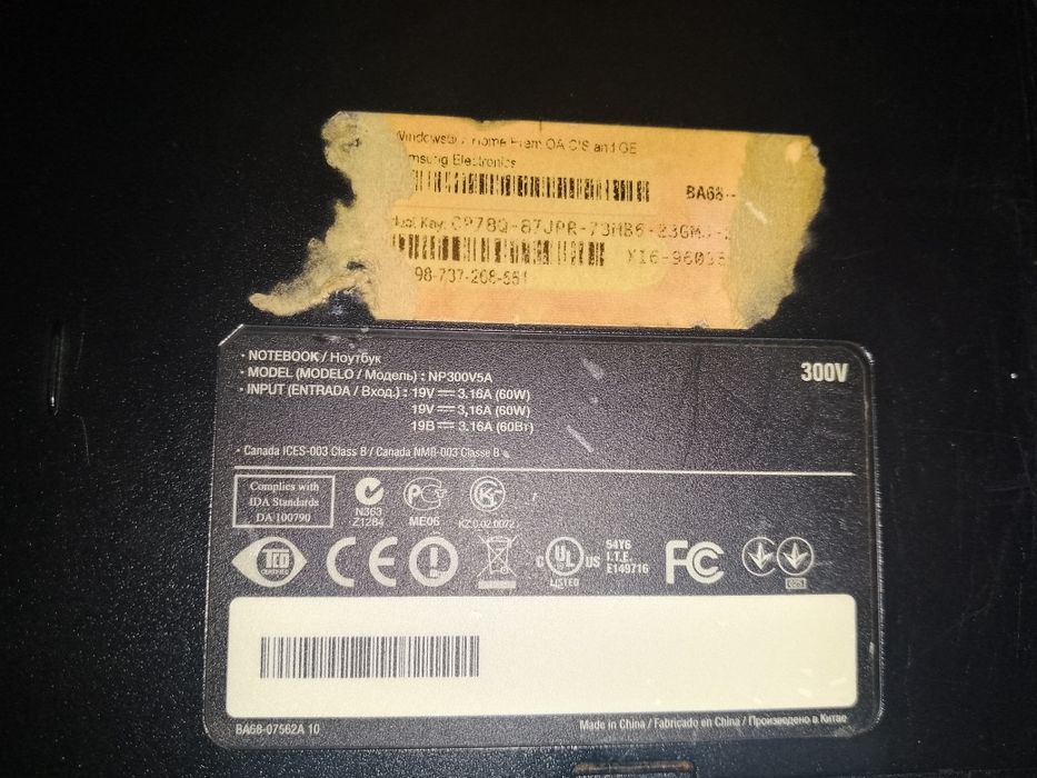 ноутбук Samsung NP300V5A