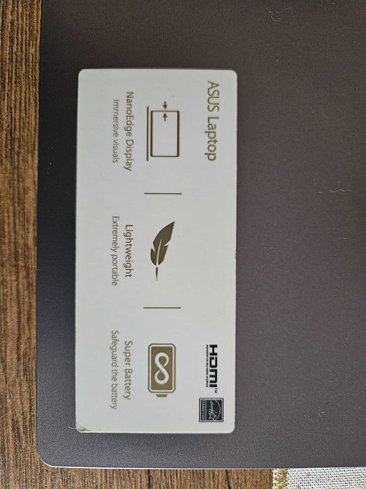 Vand Laptop Asus în stare foarte bună