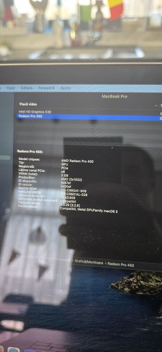 Macbook  pro 15 , retina, touch bar