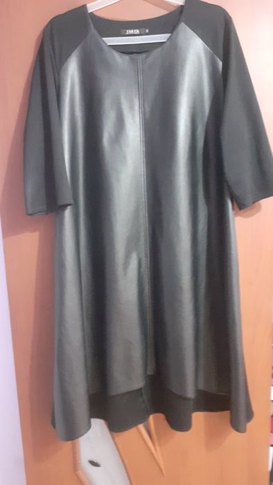 Платье стильное  чёрное