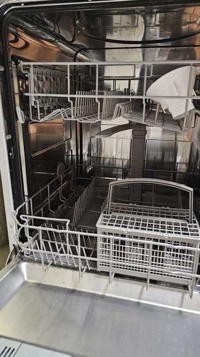 Посудомоечная машина Midea