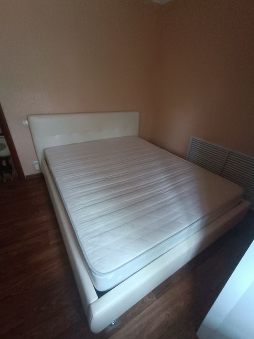 Кровать Глория 1,6*2