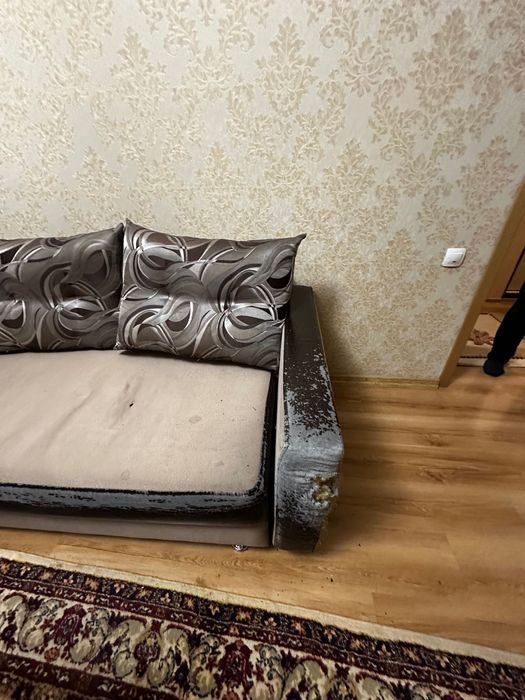 Диван трехместный, угловой