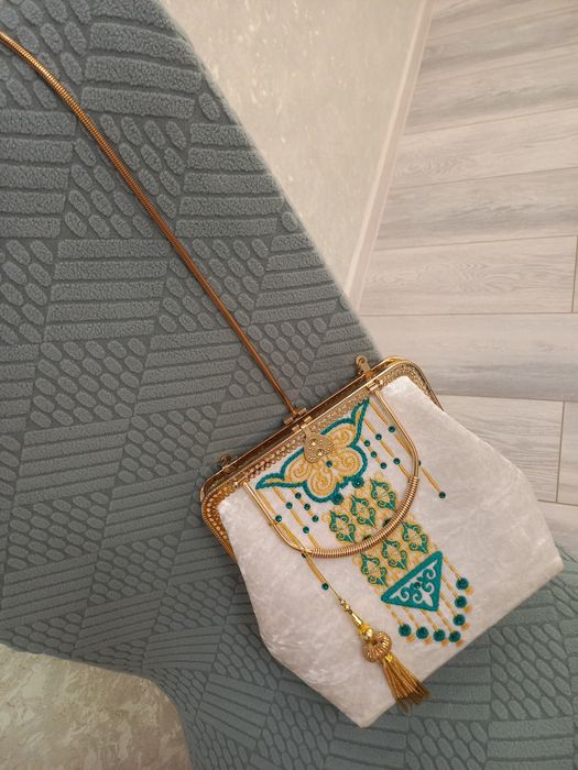 Продам сумочку. Этно.Очень красивая