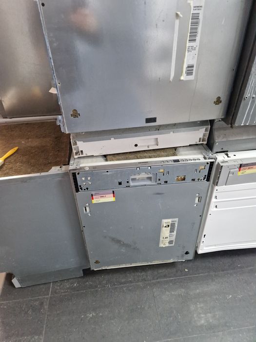 Съдомиялна за вграждане Siemens A+++ 14 комплекта