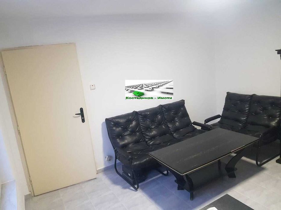 Дава се под наем Склад в с. Бенковски, Област Пловдив - 365 кв.м за 1200 € - Снимка #9