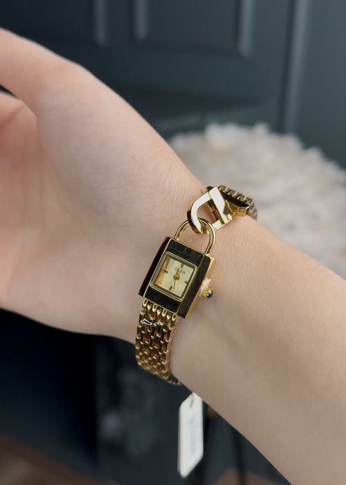 JULIUS soatlari korobka idishi bilan