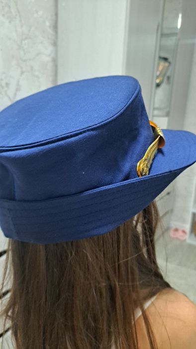 Продам пилотку женская.