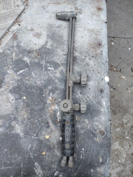 Продам резак для резки металла