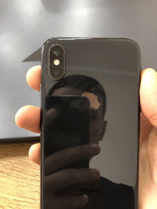 iPhone xs sotiladi