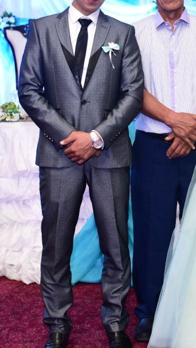 Продам костюм. Размер 46