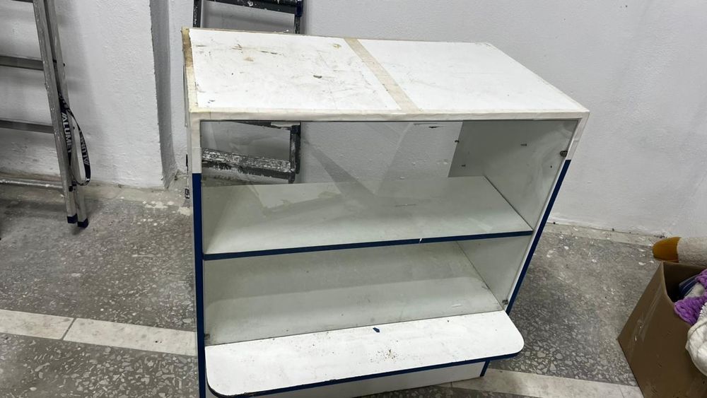 Продам шкафы каждая по 1000