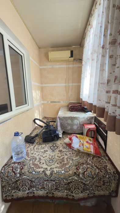 Сдаётся Своя 1 комнатная квартира Юнусабад13. пешком 5 минут до метро