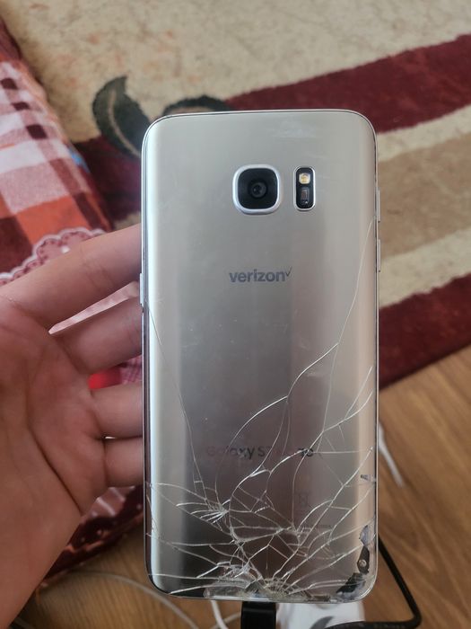 Samsung s7 edge срочно продам