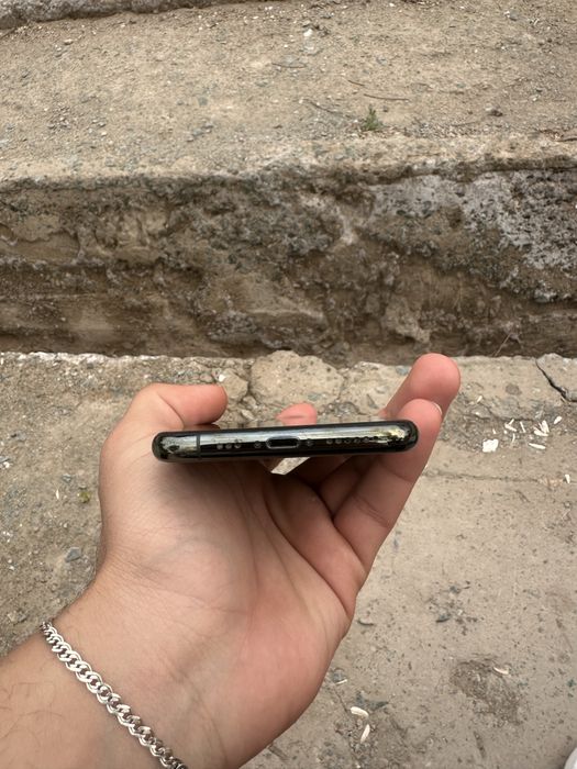 Iphone 11 pro sotiladi