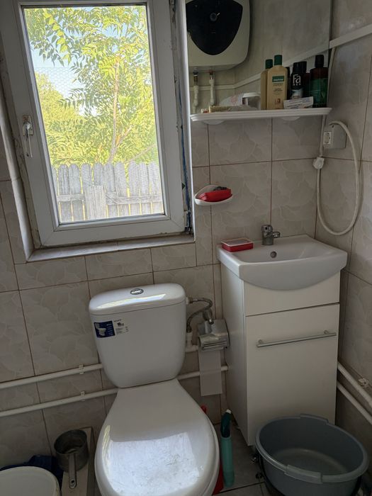 Ostrovu Corbului, teren 636 mp intravilan si casa batraneasca la 19 km de Severin