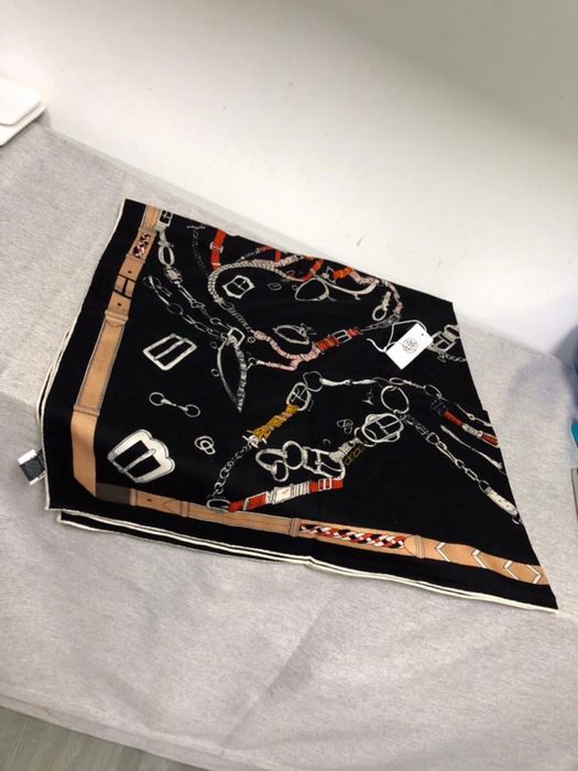 Дамски шал Hermes черен