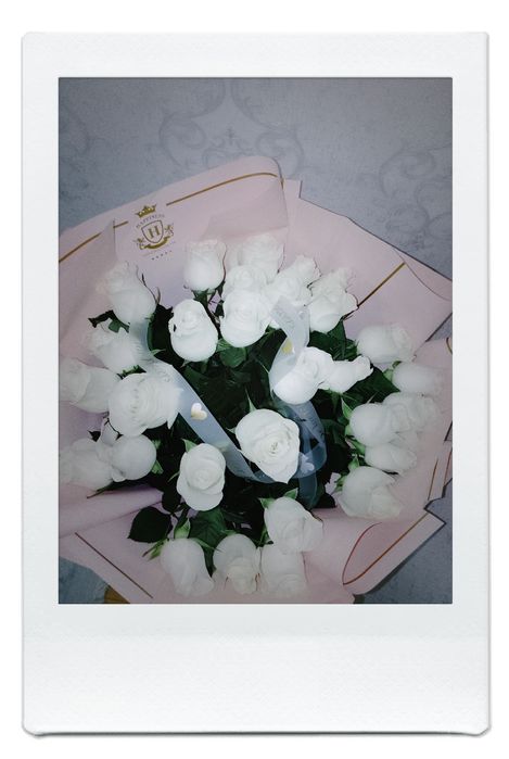 Белая роза 31 шт