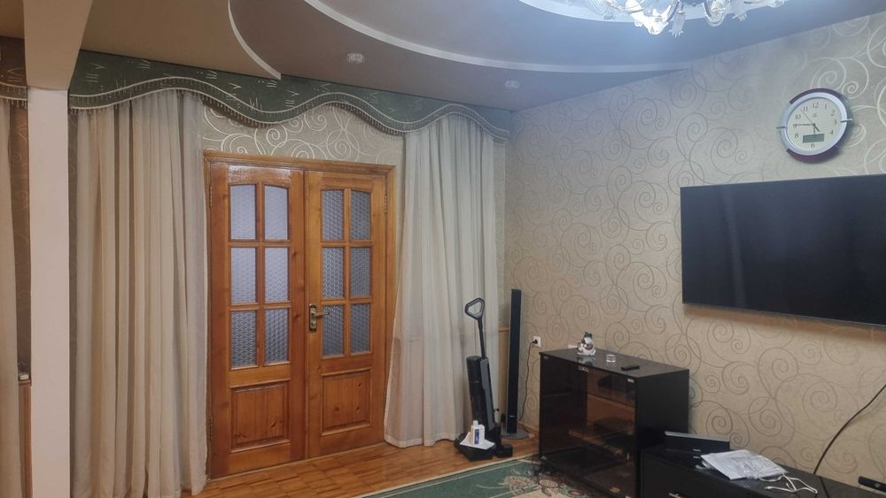 Продам 5 ком.кв.Куйлюк 5 3 этаж 47школа.