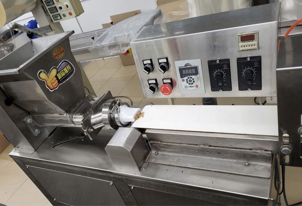 Машина, Екструдер за протеинови барчета, барове, блокчета /ядки, тахан