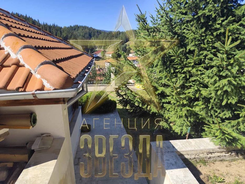 Къща / вила за продажба - Стойките, до Пампорово